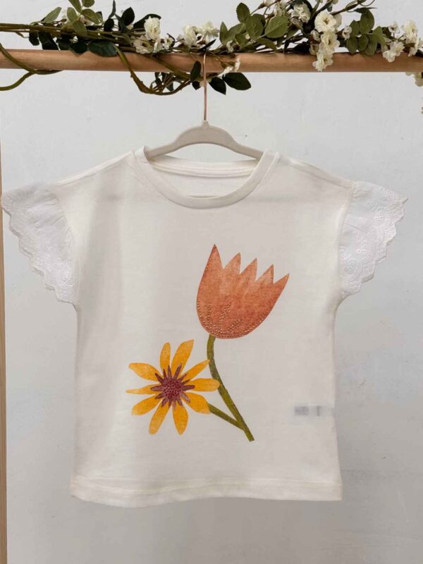 Remera Felicity