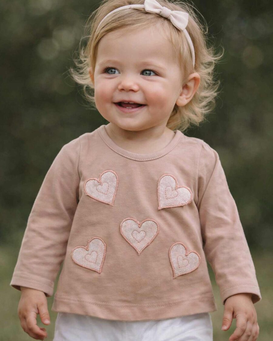 remera de beba emily jersey algodon corazones