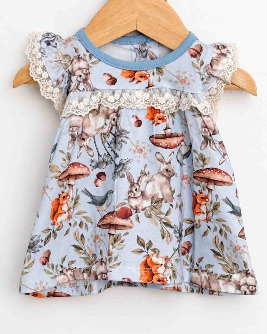 remera de beba avellana celeste